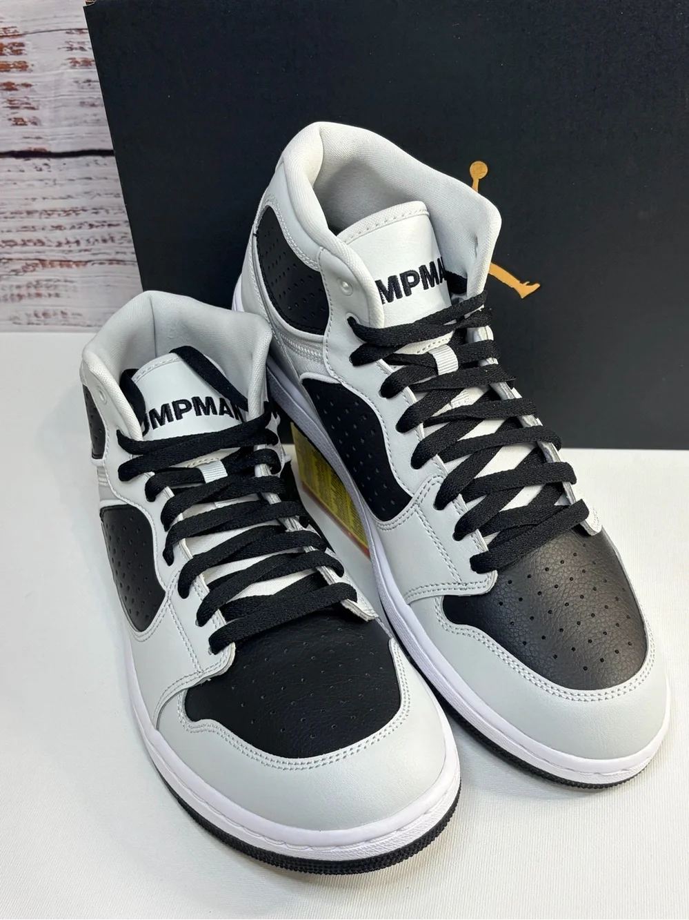New Jordan Men’s Mid-Top Basketball Sneakers - Black/White Size 10.5